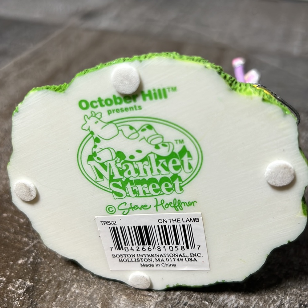 Boston International October Hill Market Street Hoeffner On The Lamb Cow Easter - Picture 6 of 6
